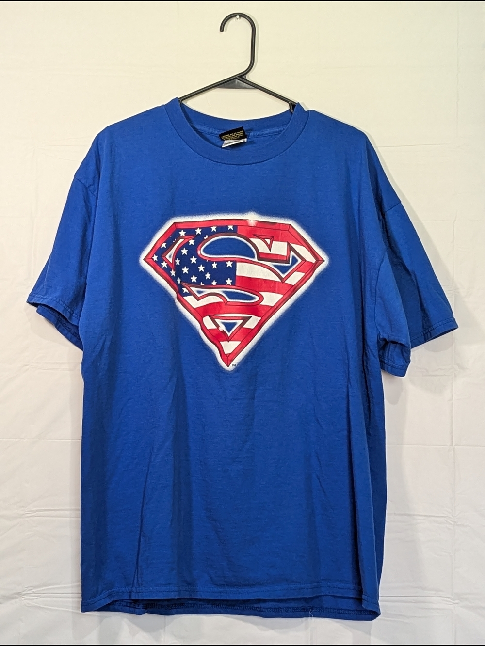 Warner Bros. Superman T-Shirt Men’s XL Blue American Flag Logo Graphic Tee